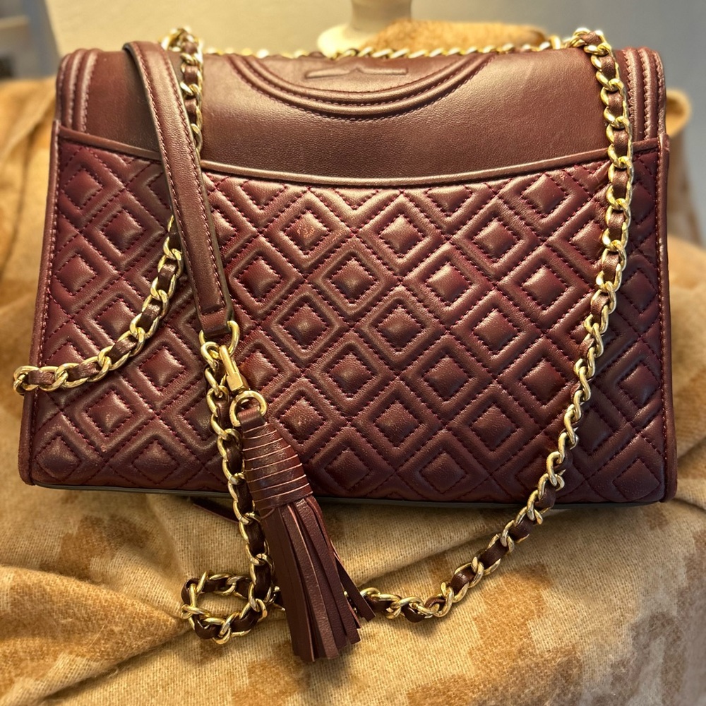 Tory Burch Quilted Leather Crossbody Bag in Wine - Picture 2 of 6